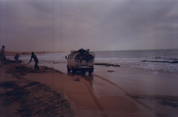 0 AFRIKA 111EngpassAmStrand